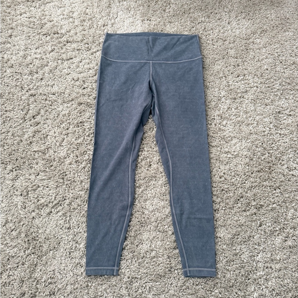 Lululemon High-Wasted Wunder Under 28”